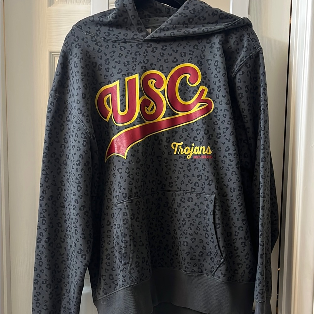 USC Trojans Gameday Couture Gray Leopard Hoodie